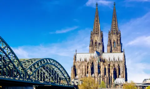 Evacuation in Cologne due to the disposal of a bomb from the Second World War  - 1