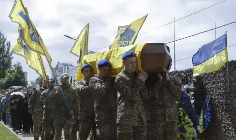 Сирски призна, че близо 200 000 украински войници са елиминирани от началото на руската инвазия - 1