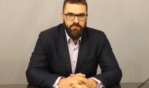 Стоян Мирчев: Как Слави Трифонов харесва Румен Радев, а не харесва правителството му? - 1