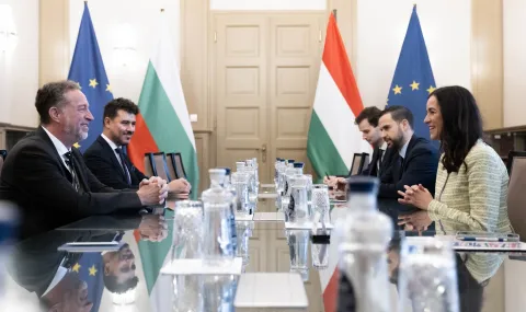 Иво Христов и Анита Орбан обсъдиха сигурността и газа