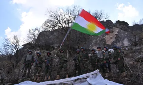 Първата дама на Ирак се противопостави на използването на кюрдите „като пешки“ във войната - 1