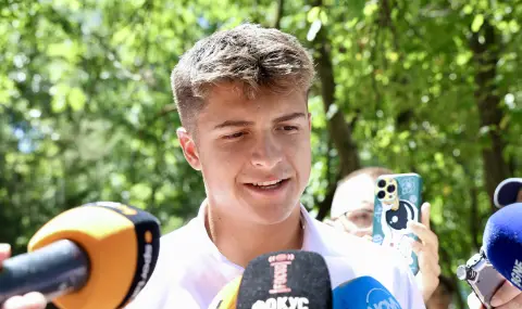 Александър Василев: През годините се научих да се справям с постоянните сравнения с Григор Димитров - 1