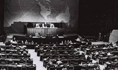 The United Nations meets for the first time in New York on October 23, 1946 - 1