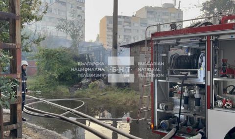 Възрастен мъж загина при пожар в Бургас - 1