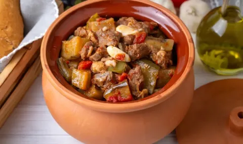 Рецепта на деня: Свинска яхния със зеле и моркови на фурна - 1
