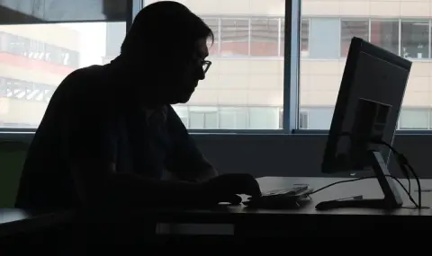 Руските служби ще изключват стационарния интернет и телефонните услуги при "заплахи за сигурността" - 1