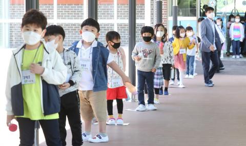Заразените с коронавирус в Южна Корея се увеличиха рязко - 1