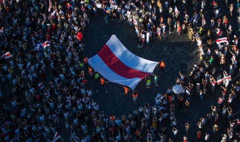 Демонстрации в Прага и Варшава в подкрепа на протестиращите в Беларус - 1