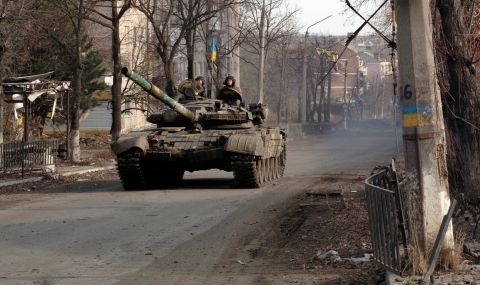 Русия твърди, че е превзела едно от най-кървавите места на фронта. Украйна отрича - 1