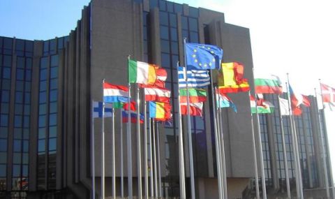 Европейският съвет заседава в Брюксел по въпросите за икономиката, енергетиката, миграцията и помощта за Украйна - 1