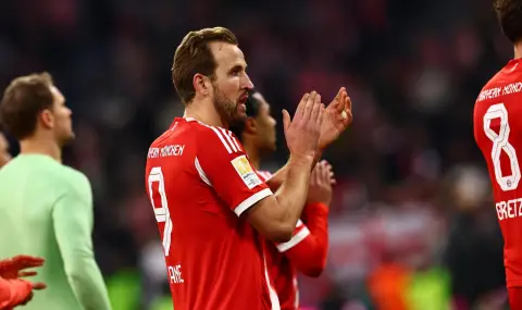 Легенда на Англия свали шапка на Кейн - 1