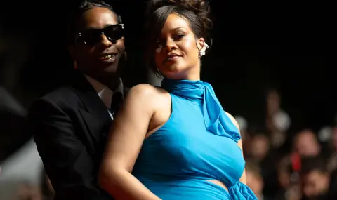 Бременната Риана с нежна туту рокля в стила на Кари Брадшоу (СНИМКА) - 1