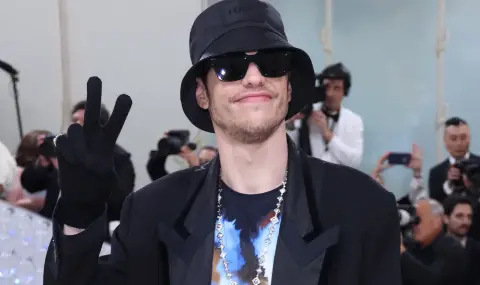 Пийт Дейвидсън и новата му приятелка ще стават родители (СНИМКИ) - 1