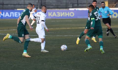 Славия не се затрудни срещу Пирин, белите догониха ЦСКА 1948 - 1