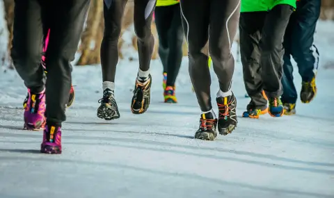 Десетки ентусиасти тичаха при - 52 градуса на маратон в Сибир (ВИДЕО) - 1