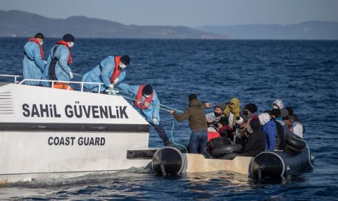 Турция е заловила над 17 400 нелегални мигранти - 1