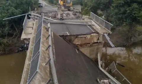 Калоян Методиев: Стоят си старите римски, османски и български мостове, а в Царево за 2 години един и същи мост пада - 1