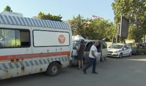При акция: Задържаха шофьори за незаконен превоз на хора от София до Перник - 1