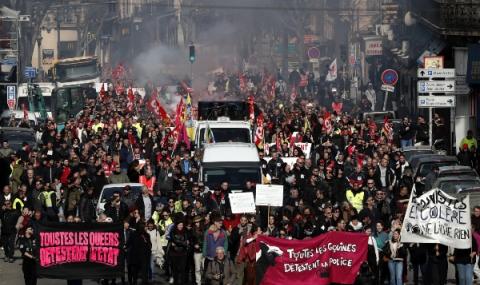 Франция в очакване на нови протести - 1