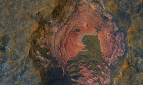 Нови уникални снимки на Марс - 1