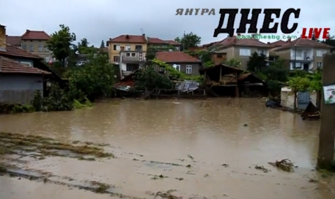 Янтра заля квартали във Велико Търново, има евакуирани - 1