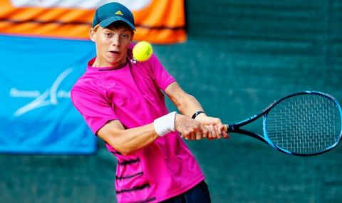 Пробив! Млада надежда на българския тенис се класира на осминафиналите в юношеския US Open - 1