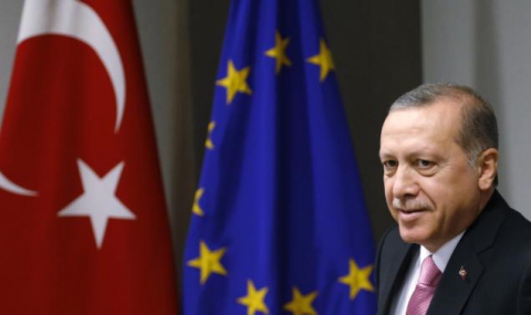 ЕС моли Ердоган за помощ с бежанския наплив - 1