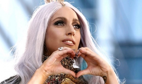 Лейди Гага ще пее в квартални барове (Видео) - 1