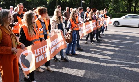 Екоактивисти получиха силна подкрепа след полицейската операция срещу тях - 1