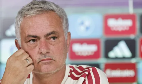Jose Mourinho was very close to becoming Barcelona coach - 1
