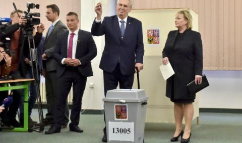 Милош Земан води на изборите в Чехия - 1