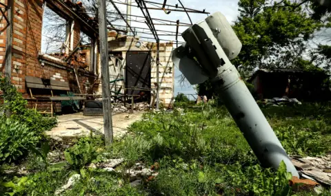 Зеленски: Няма да оставим без отговор руските атаки, терористите ще си платят - 1