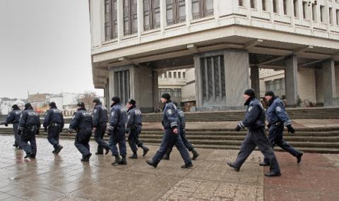 Украински разузнавачи задържани в Крим - 1