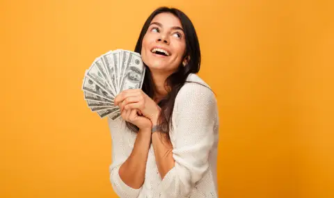 Зодиите, които ще се къпят в пари през май - 1