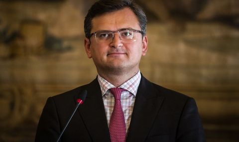 Украйна приветства решението на ЕС да блокира по-голямата част от вноса на руски петрол - 1