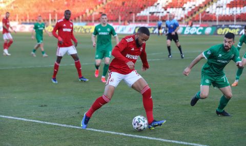 Лекарят на Славия спаси живота на играч на ЦСКА - 1