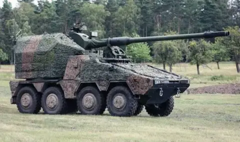Немските самоходни колесни гаубици RCH-155 вече са в Украйна - 1
