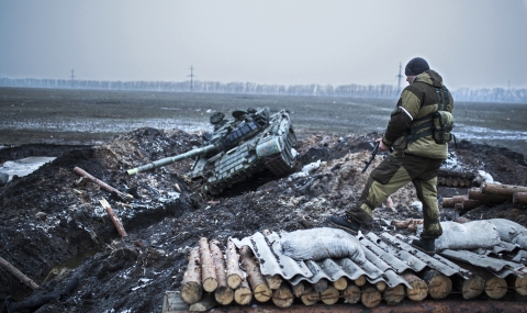 Киев и сепаратистите се договориха за временно спиране на огъня - 1