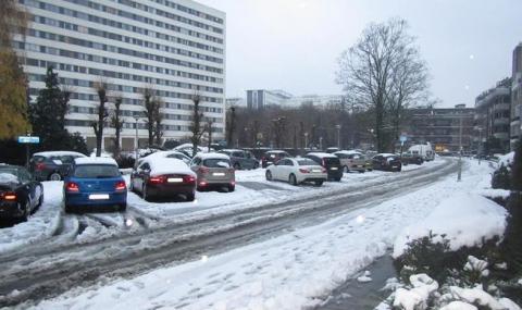 Инфаркт с трафика в Белгия заради снега - 1