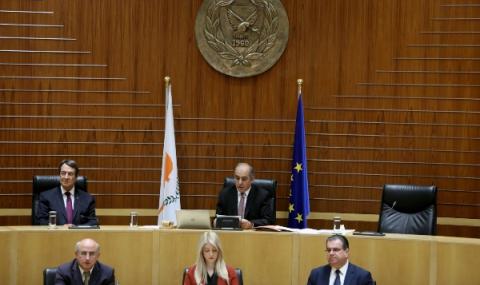 Правителството на Кипър запази мандата - 1