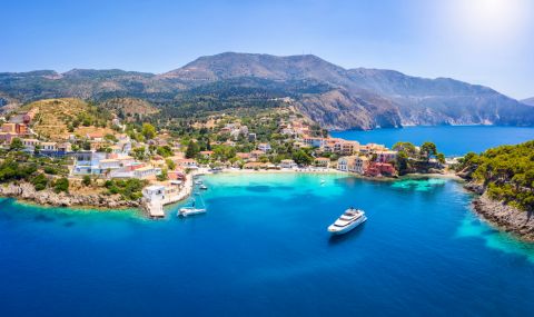 Броят на чуждестранните туристи, посетили Гърция, се е увеличил рязко - 1