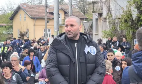 Бащата на Сияна създава Гражданско движение "Сияние"