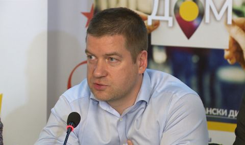 Издигнаха кмета на годината за нов мандат, "Възраждане" отговориха с депутатката Искра Михайлова - 1