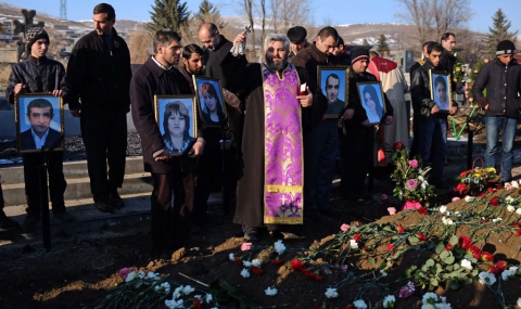 Почина и бебето, ранено от руски войник в Армения - 1