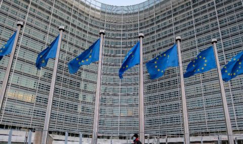 България поиска от ЕК повече време за спиране на вноса на руски петрол - 1