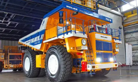 Гигантът БЕЛАЗ вече и с двугоривно задвижване - 1