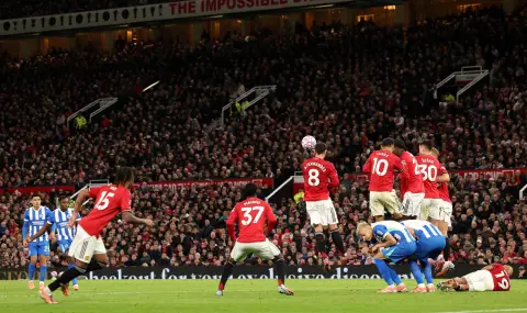 Легендите на английския футбол Шиърър и Линекер впечатлени от Манчестър Юнайтед - 1