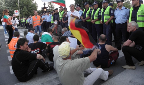 Протестът &quot;#ДАНСwithme&quot; гостува на Благоевград - 1