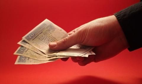 СДВР издирва собственици на пари, изгубени в метрото - 1