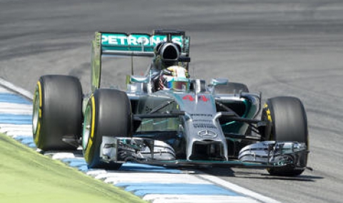 В Mercedes притеснени от стартовете си - 1